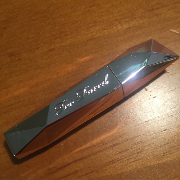 Too Faced Damn Girl 24 Hour Mascara - Picture 5 of 11